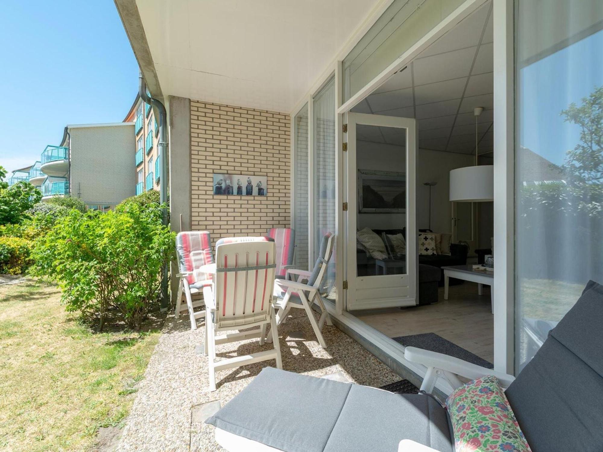 An Apartment That Is Attractively Furnished Julianadorp Εξωτερικό φωτογραφία