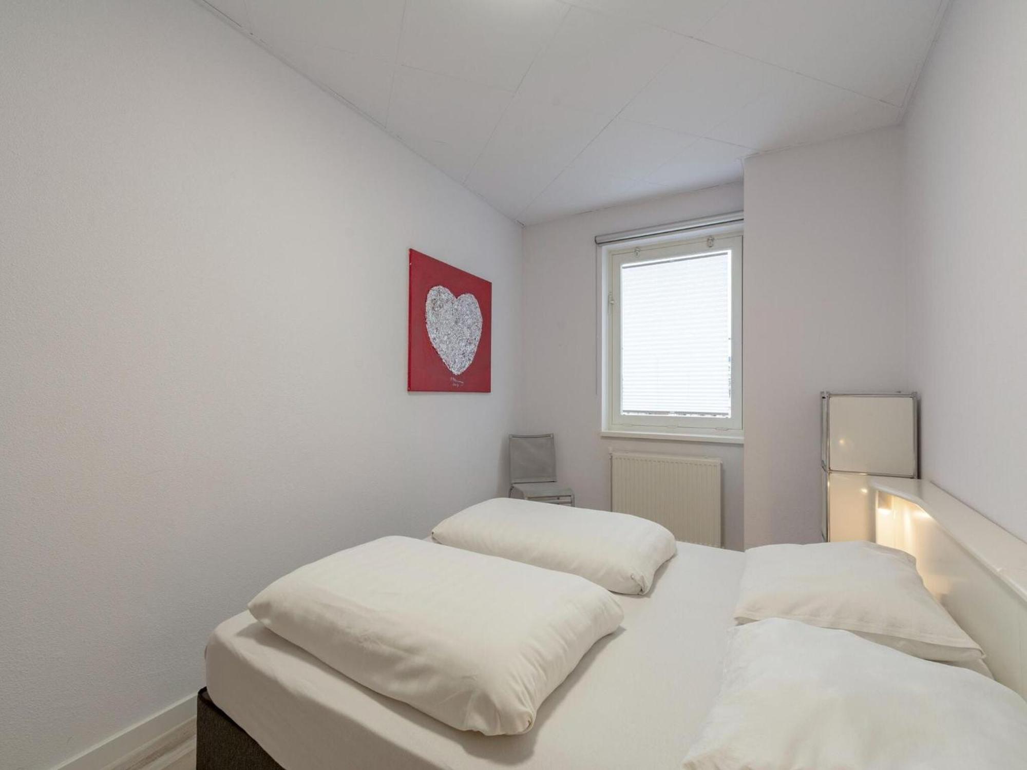 An Apartment That Is Attractively Furnished Julianadorp Εξωτερικό φωτογραφία