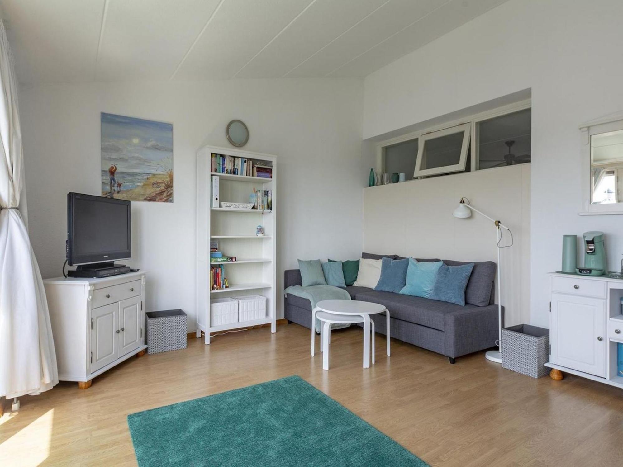 An Apartment That Is Attractively Furnished Julianadorp Εξωτερικό φωτογραφία